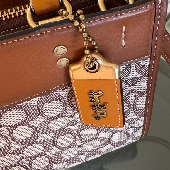 Coach Rouge 25 ♥️SOLD♥️ - Picture 3 of 5